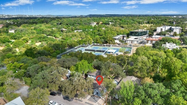 Building Photo - 1206 W 22 1/2 St