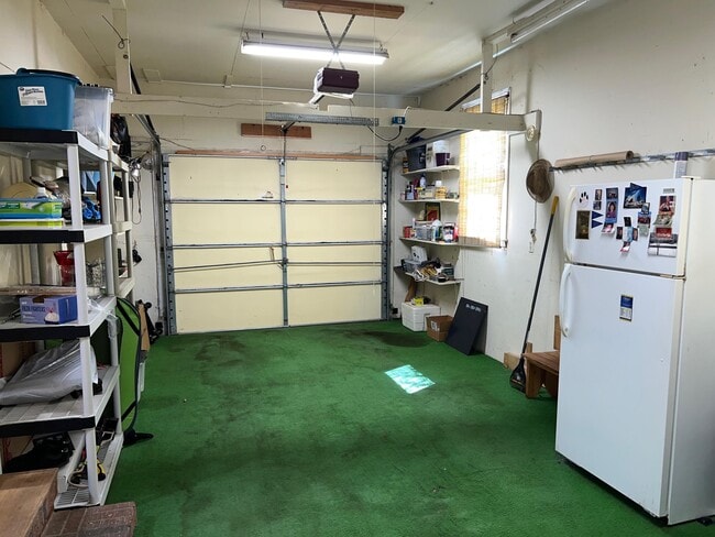 Building Photo - 727 Banks Terrace SE