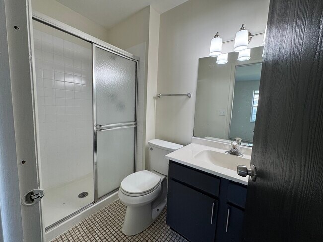 Building Photo - 458 N Lake Shore Dr