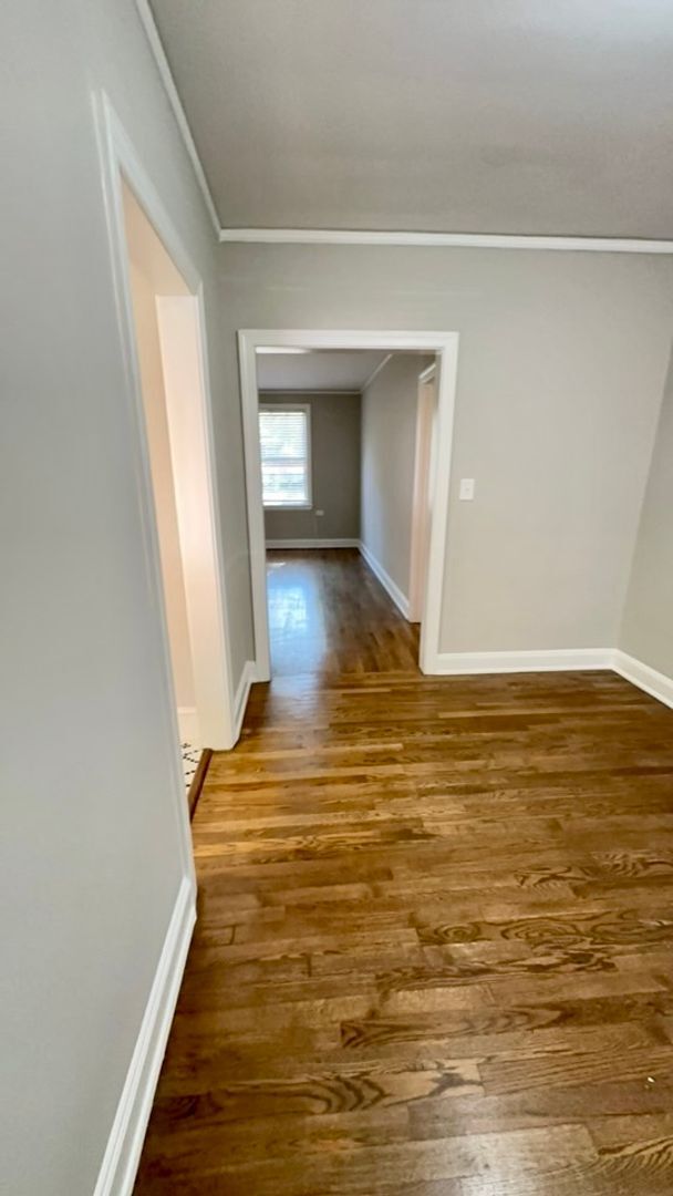 Building Photo - Bright & Modern Renovated 1-Bedroom Condo in Heathwood Court