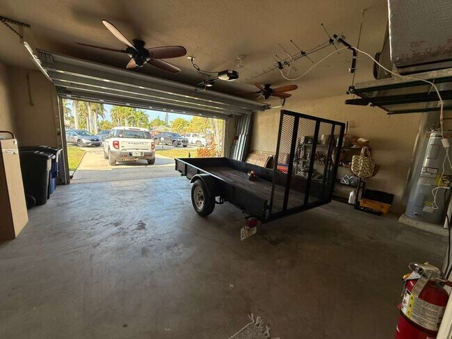 Building Photo - 4BR / 2BA Pool Home Near the Beach – Bonita Springs, FL