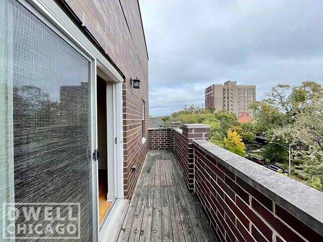 Building Photo - 4510 N Beacon St