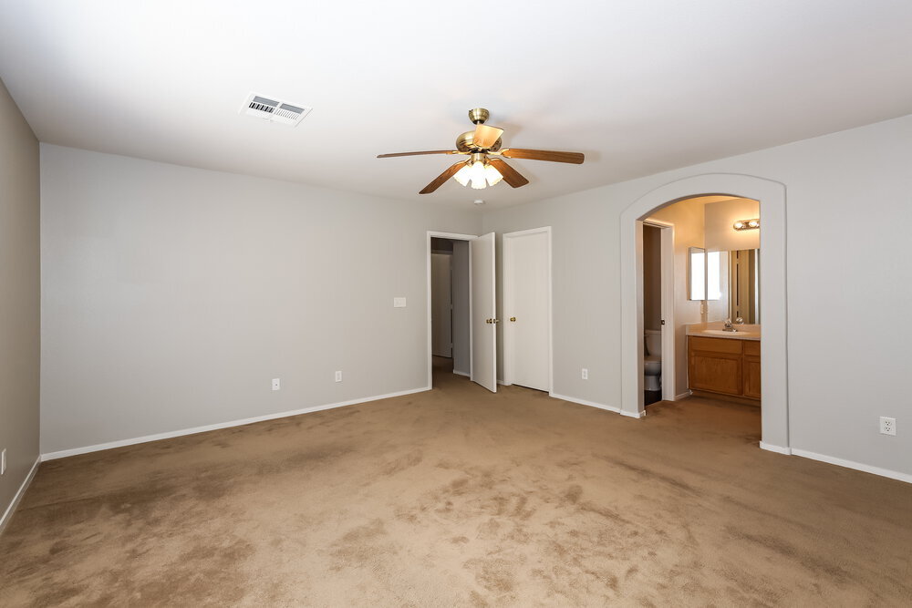 Building Photo - 1203 Emerald Stone Ave