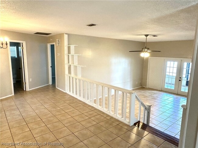 Building Photo - 1504 Sam Asbury Ave