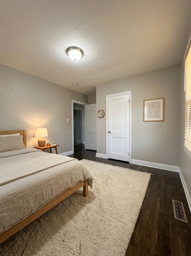 Building Photo - Charming Chilhowee Hills Cottage – Vintage Character Meets Modern Updates, Pets Welcome!