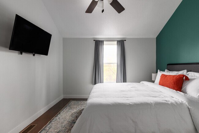 Building Photo - **Furnished Winter Rental** 3 Bed, 2 Bath Home on Wellesley Island