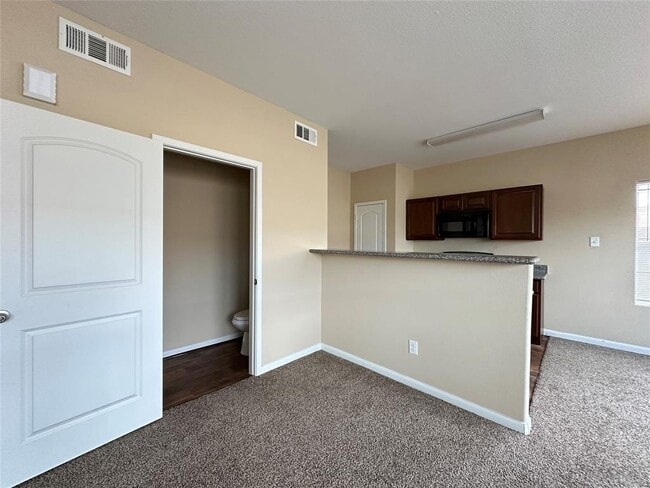 Building Photo - 8706 Torcello St