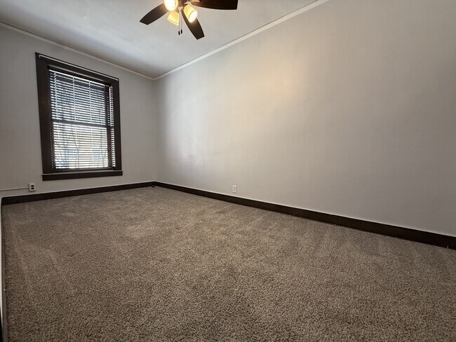 Building Photo - 111 E Jefferson St