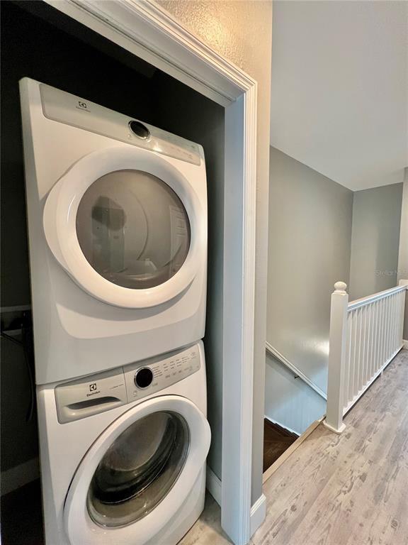 Building Photo - 2213 E 11th Ave