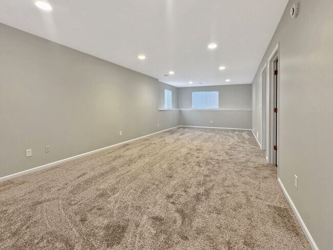 Building Photo - 2630 Weatherby Hills Dr SE