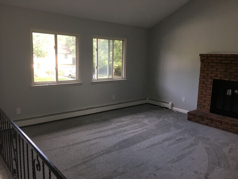 Building Photo - 12 Mill Street