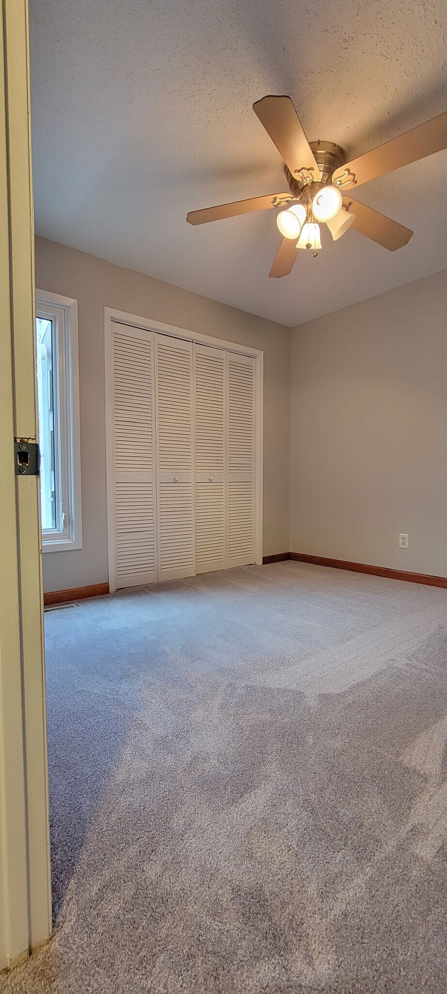 Building Photo - 312 38th St