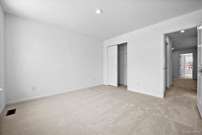 Building Photo - 10633 Barrett