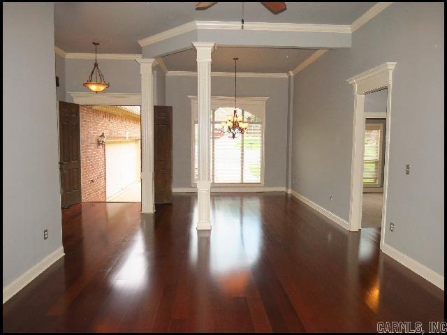 Building Photo - 3153 Stonewall Dr