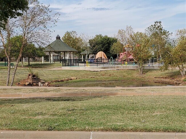 Building Photo - 2652 NW 183rd St
