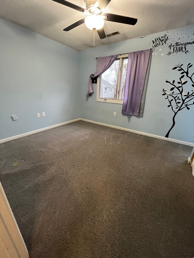 Building Photo - 2743 Cranberry Hwy