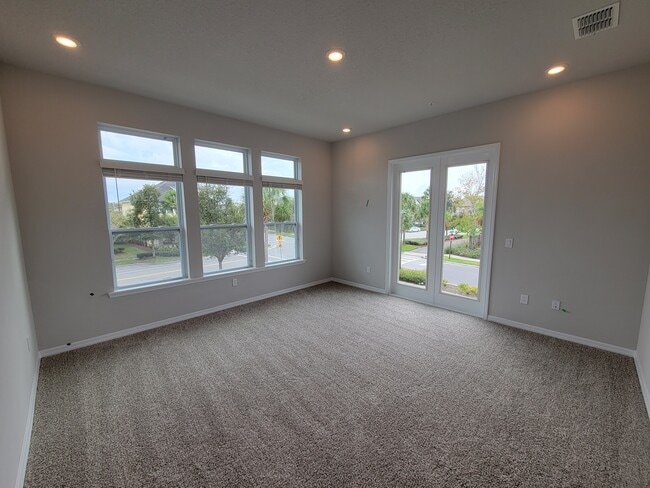 Building Photo - 8621 Tavistock Lakes Blvd