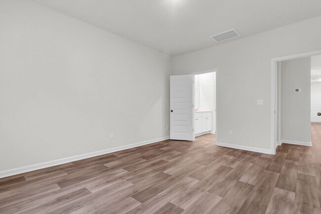 Building Photo - BRAND NEW TOWNHOME!