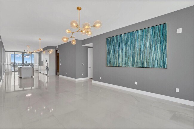 Building Photo - 16901 Collins Ave