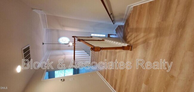 Building Photo - 410 Euphoria Cir