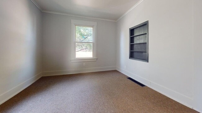 Building Photo - Canton 3 Bedroom - Single Family Home