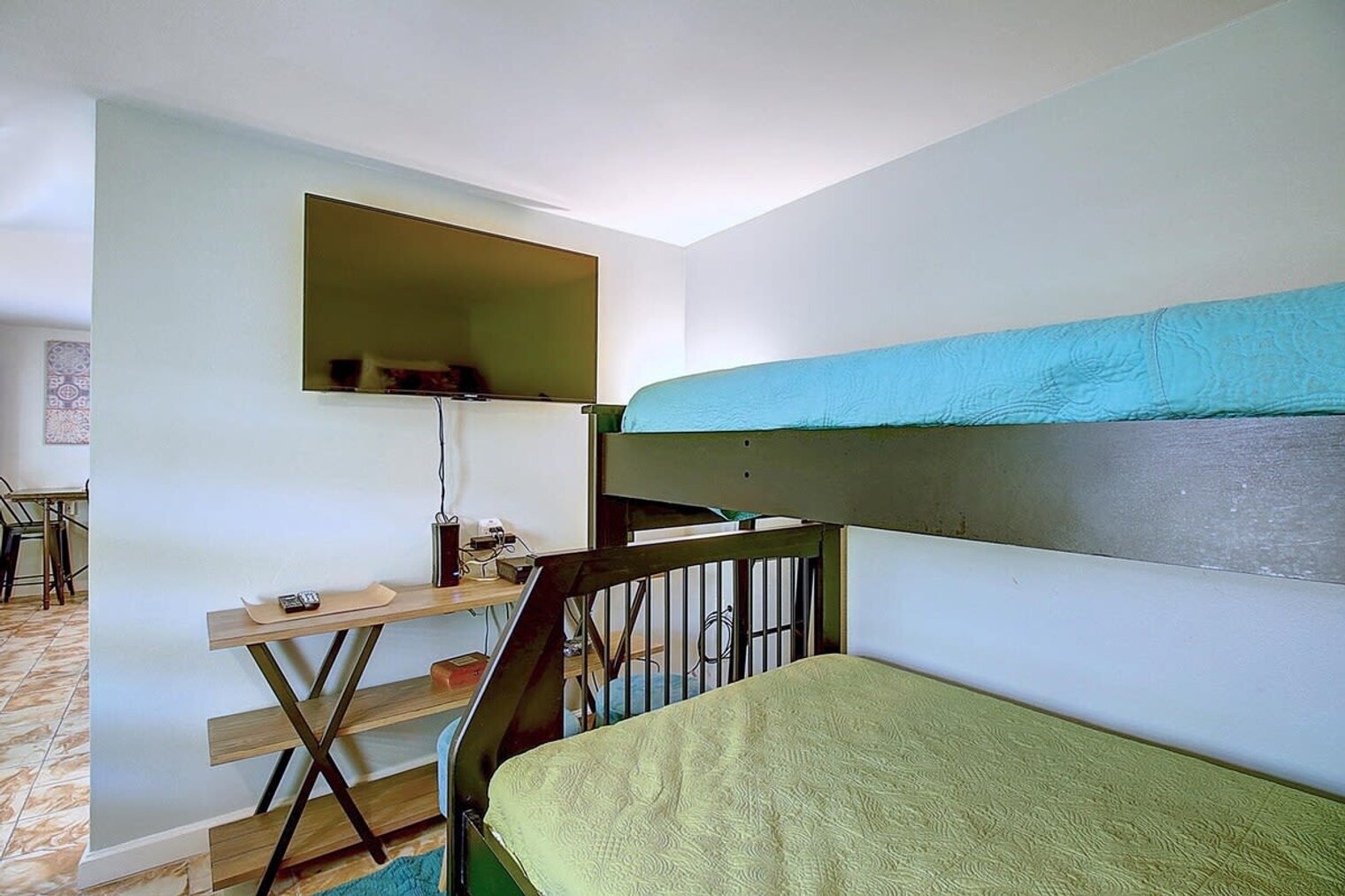 Building Photo - 134 N Alister St