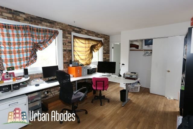 Building Photo - 1255 W Belden Ave