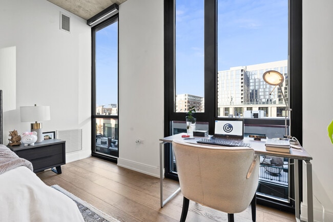 Building Photo - 111 S Peoria St