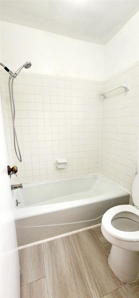 Building Photo - 3608 Avenue R