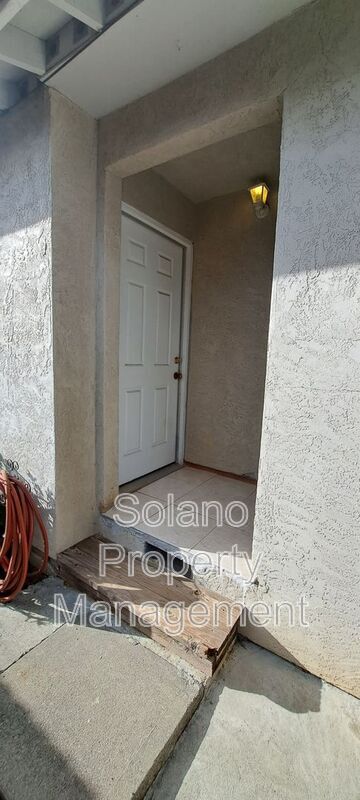 Building Photo - 355 Spindrift Way