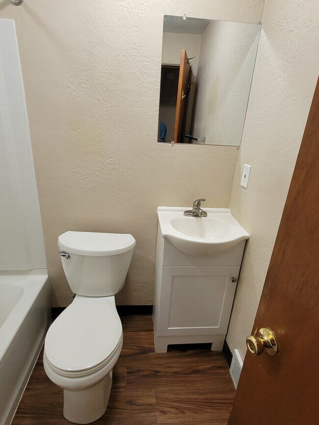 Bathroom - 125 29th St NE