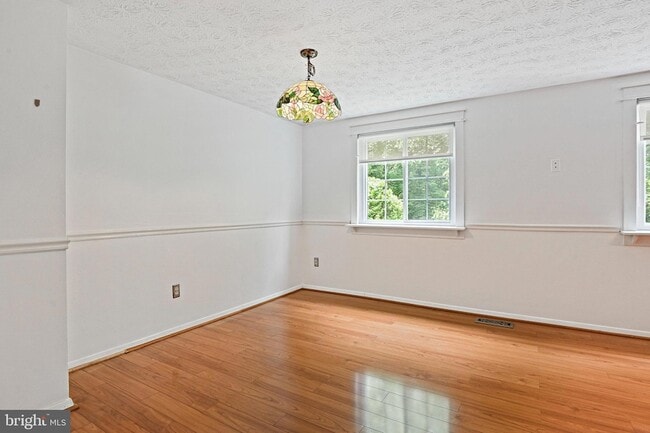Building Photo - 1646 Barnstead Dr