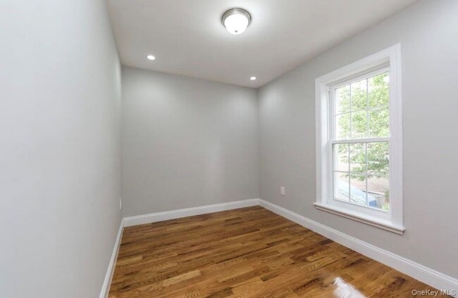 Building Photo - 116-27 134th St