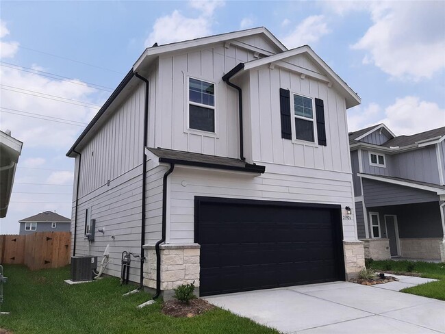 Building Photo - 23926 Escardilla Dr