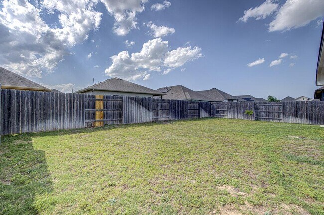 Building Photo - 20908 Akbash Ln