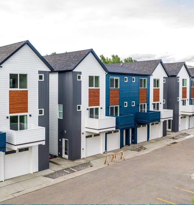 Building Photo - 3-Story Urban Walk Up at a Modern Community Featuring 3 Bedrooms 3.5 Bathrooms