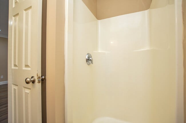 Building Photo - Townhome in Downtown Rock Hill | 3 Bed | 2 Bath | $1,750