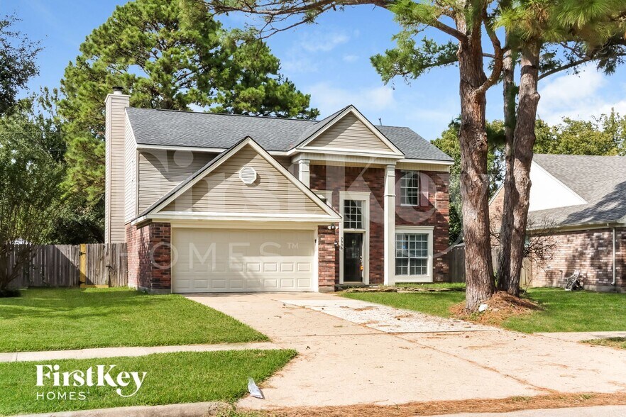 Building Photo - 7935 Shangrila Ln