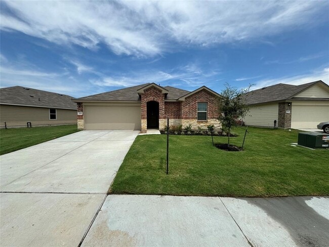 Building Photo - 209 Blanco Dr