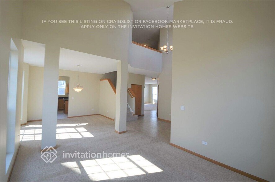 Building Photo - 443 Cardinal Ln