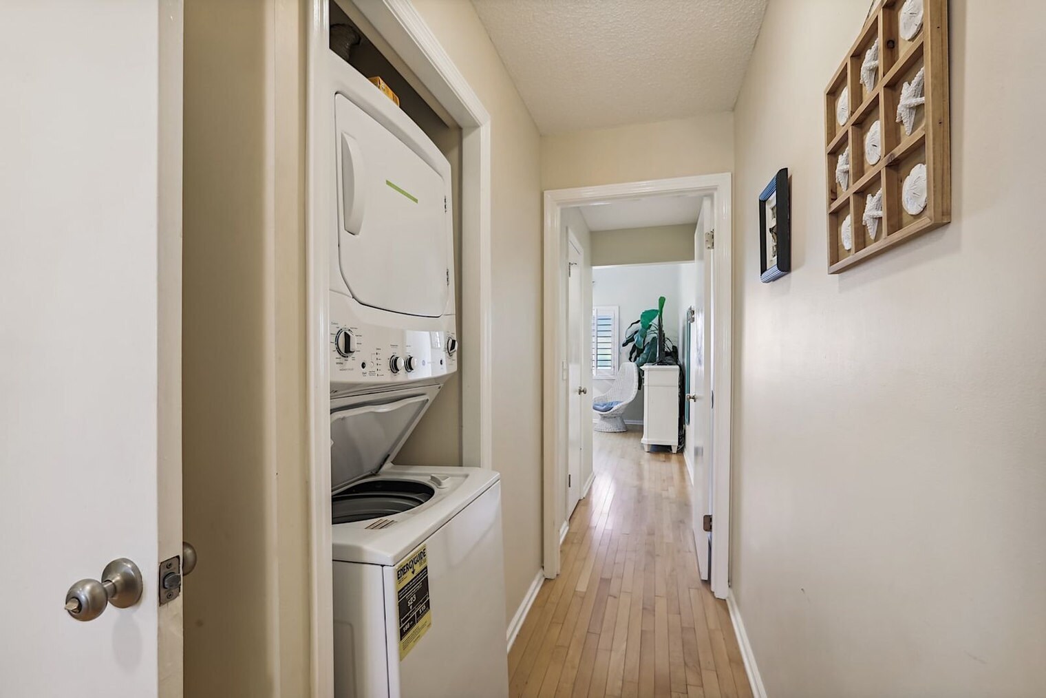 Building Photo - 6100 A1A S