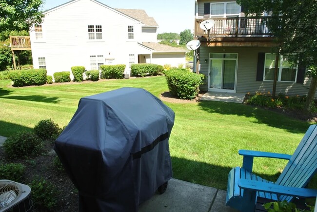 Patio - 2457 Oneida Ln