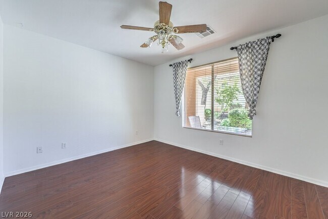 Building Photo - 5389 Progresso St