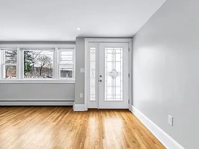 Building Photo - Beautifully Renovated 3-Bedroom Home in Woburn – $3,899.00/mo