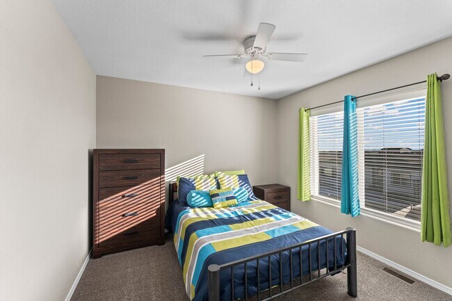 Building Photo - Beautiful 5-Bedroom, 4-Bathroom Home with ...