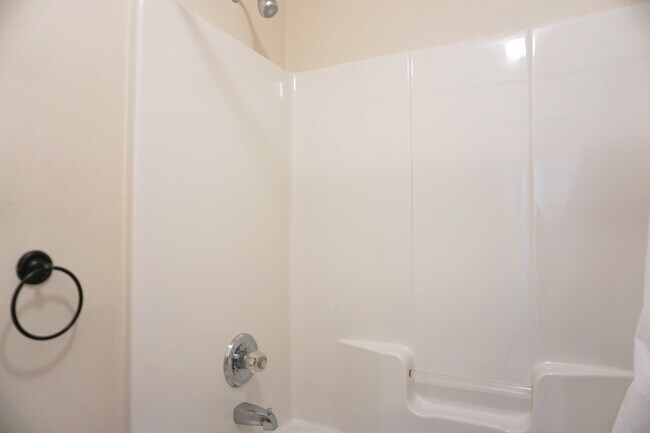 Building Photo - 5128 Whitehurst Ln