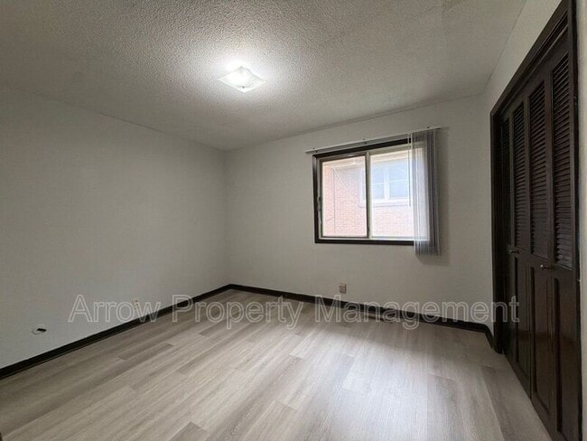 Building Photo - 1027 A St