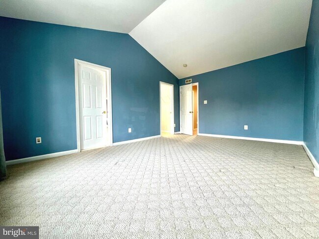 Building Photo - 21831 Ladyslipper Sq