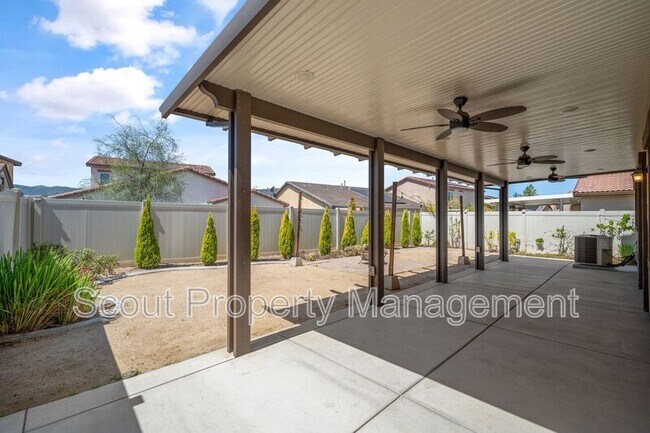 Building Photo - 29308 Abelia Ln