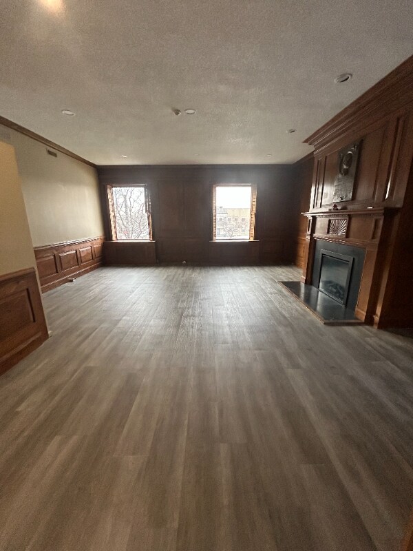 Building Photo - 12 2nd St NE